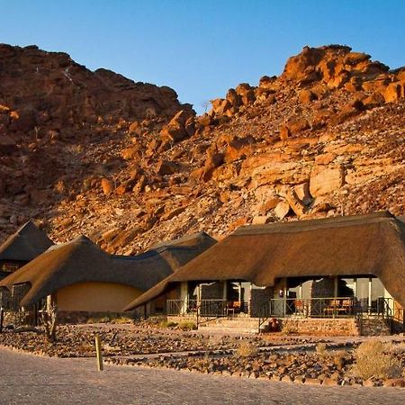 Twyfelfontein Country Lodge Ngoại thất bức ảnh